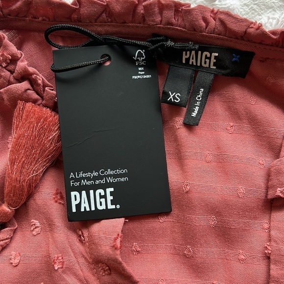 Paige Amala women’s blouse, size XS. Short sleeve, polka dot shirt, rust color. - Picture 5 of 6